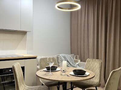 квартира за адресою Ревуцького вул., 40-В