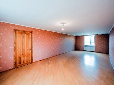 квартира по адресу Рожівська, 8