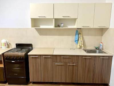 квартира за адресою Ревуцького вул., 40-Г