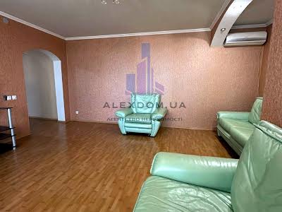квартира за адресою Перемоги просп., 18