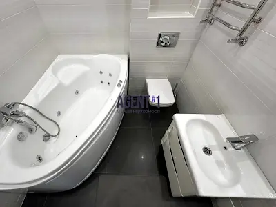квартира за адресою Миру вул., 15-А