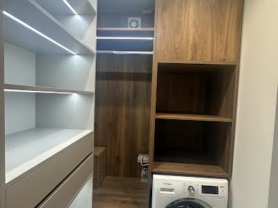 квартира за адресою Залізнична вул., 9-А