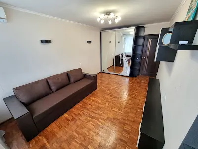 квартира за адресою Олександра Архипенка вул. (Мате Залки), 5-А