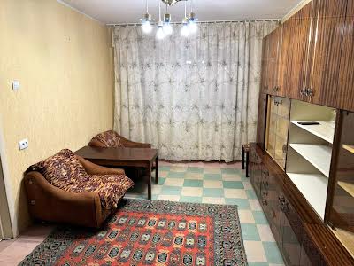 квартира за адресою Юрія Кондратюка вул. (Комунарівська), 1