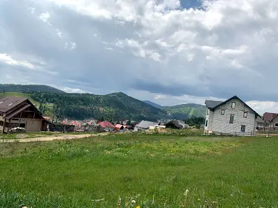 ділянка за адресою Подина, 1