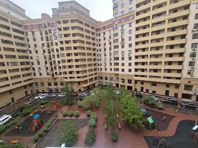 квартира за адресою Дмитрівська вул., 75