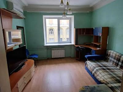 квартира за адресою Кооперативна вул., 13/2