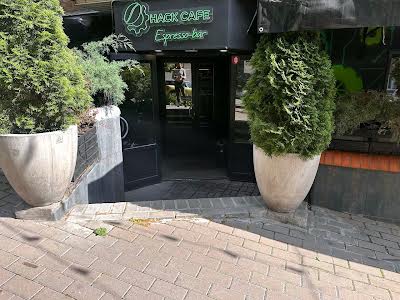 коммерческая по адресу Полтавская ул., 3