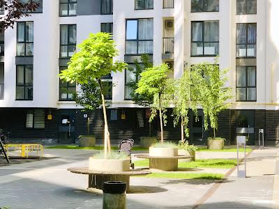 квартира за адресою Героїв УПА вул., 73в