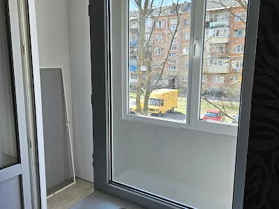 квартира за адресою Празька вул., 25/2