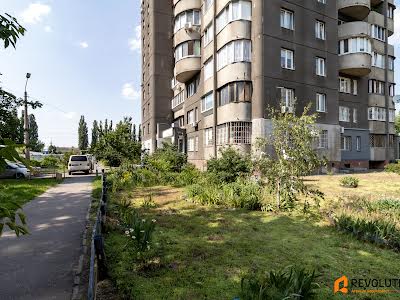 квартира за адресою Азербайджанська вул. (Бакинських Комісарів), 6