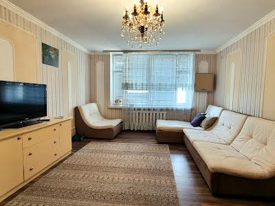 квартира за адресою Павла Тичини просп., 10