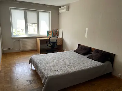 квартира по адресу Зои Гайдай ул., 12/10