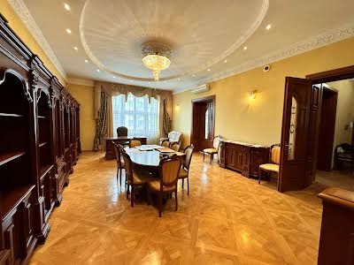 квартира по адресу Новаковского ул., 8