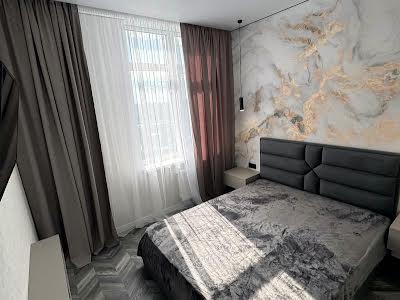 квартира за адресою Краснова вул., 3а