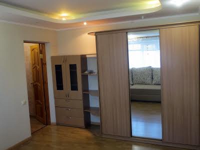 квартира за адресою Оболонський просп., 7-Б