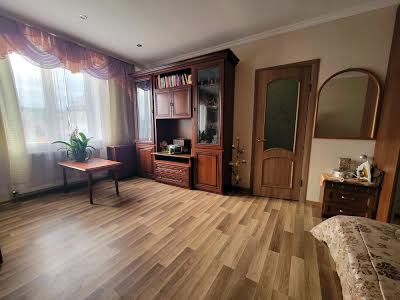 квартира за адресою Винна Гора вул., 8