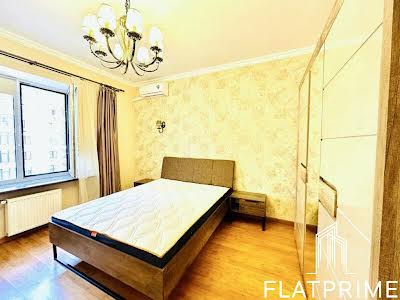 квартира за адресою Дмитрівська вул., 69