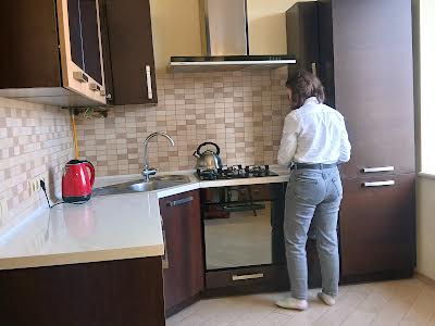 квартира за адресою Шота Руставелі вул., 1