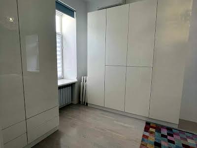 квартира по адресу Лютеранская ул., 8