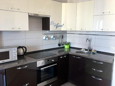 квартира за адресою Академіка Глушкова просп., 9в