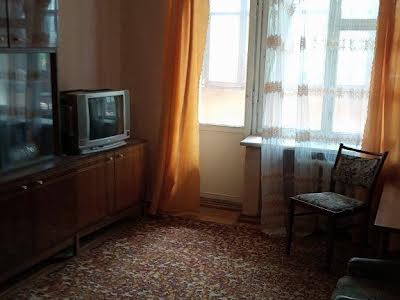 квартира за адресою Шекспіра пров., 7
