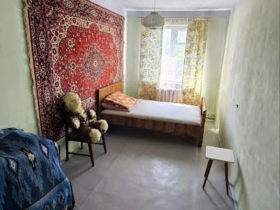 квартира за адресою Будівельників вул., 14б