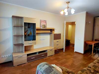 квартира по адресу Славы бульв., 19