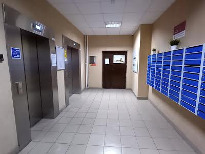 квартира за адресою Драгоманова вул., 2
