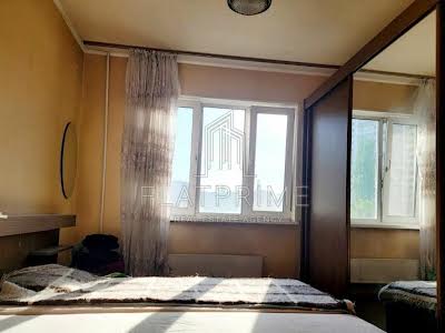 квартира по адресу Академика Глушкова просп., 33