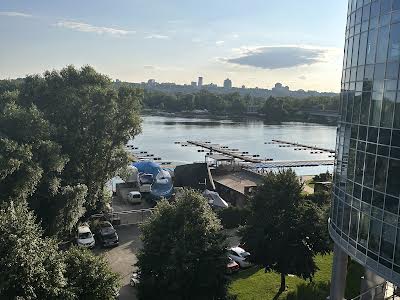 квартира по адресу Раисы Окипной ул., 18