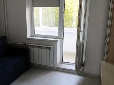 квартира за адресою Зої Гайдай вул., 3