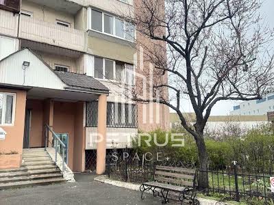 квартира за адресою Михайла Гришка вул., 8