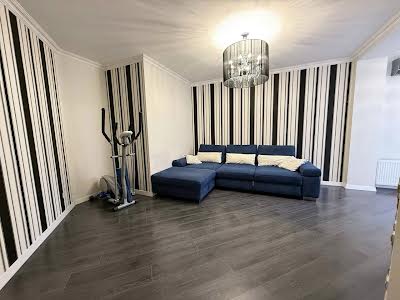 квартира за адресою Садова вул., 1в