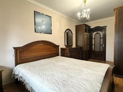 квартира по адресу Митрополита Василия Липковского ул. (Урицкого), 17