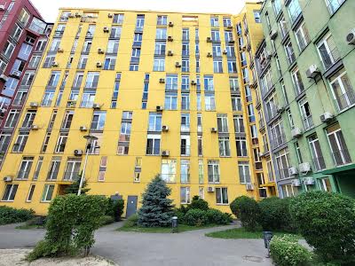 квартира за адресою Регенераторна вул., 4