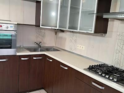 квартира за адресою Академіка Андрія Сахарова вул., 7