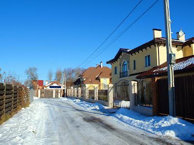 участок по адресу Трояндова