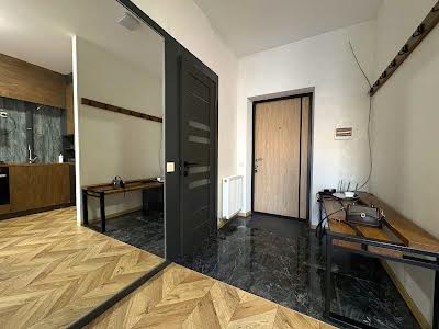 квартира за адресою Карла Мікльоша вул., 20а