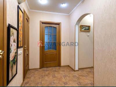 квартира по адресу Ирпенская ул., 70