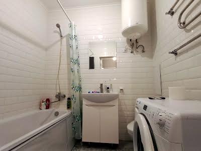квартира по адресу Кондратюка Юрия ул., 3