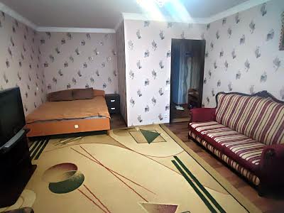 квартира за адресою Олексія Вадатурського вул., 16