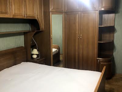 квартира за адресою Валерія Лобановського просп. (Червонозоряний), 18