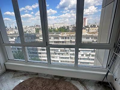 квартира за адресою Дніпровська набережна вул., 1-А