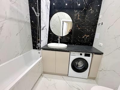 квартира по адресу Краснова ул., 3
