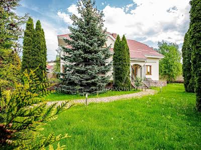 дом по адресу с. Белогородка, Чернобыльская