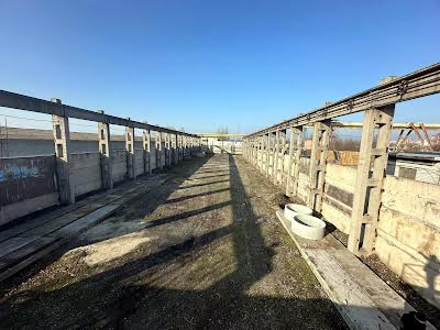 комерційна за адресою Варварівська вул., 2