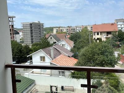 квартира за адресою Миколи Амосова вул., 6
