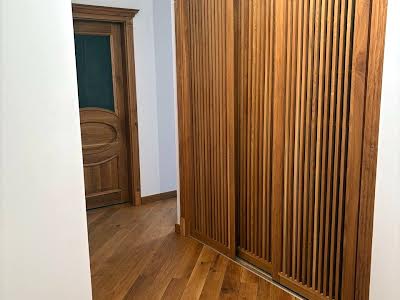квартира за адресою Поибузька, 12/1