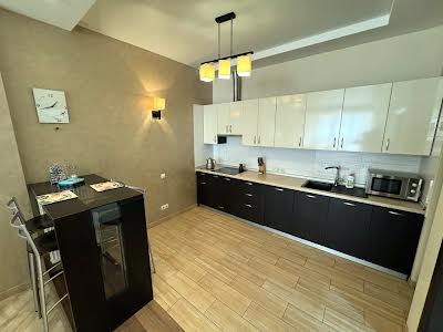 квартира за адресою Незалежності вул., 8г